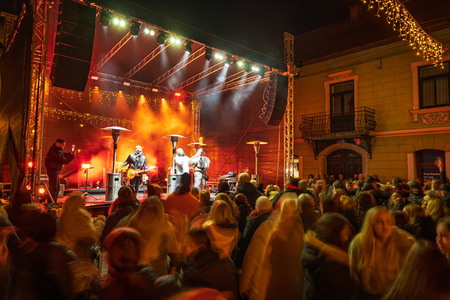 Prednovoletni koncert Mambo Kings (45)